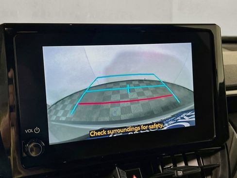 Certified 2025 Toyota Corolla Cross LE FWD image 12