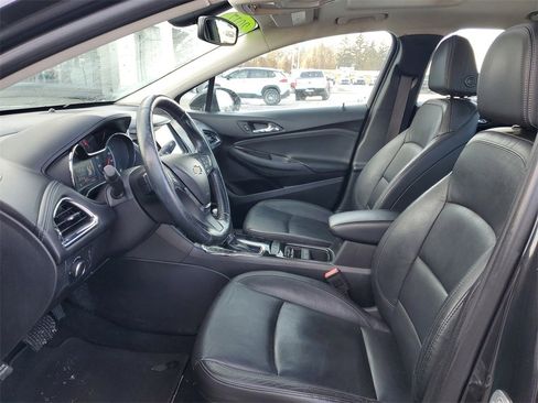 Used 2017 Chevrolet Cruze Premier image 6