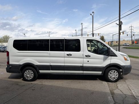 Used 2017 Ford Transit 350 XLT image 5