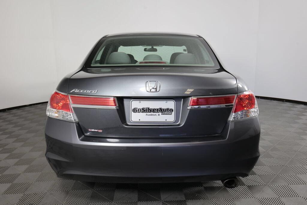 Used 2012 Honda Accord LX image 3