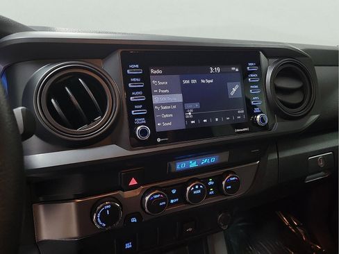 Certified 2023 Toyota Tacoma SR AWD/4WD image 19