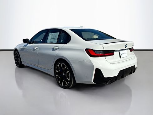 New 2026 BMW 330i Sedan w/ M Sport Package image 5