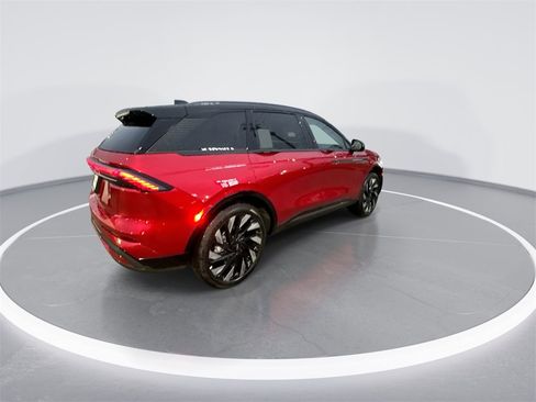 New 2026 Lincoln Nautilus Reserve w/ Jet Appearance Package image 8