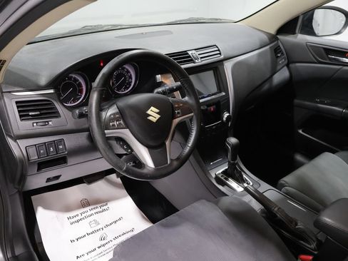 Used 2012 Suzuki Kizashi Sport GTS AWD/4WD image 13