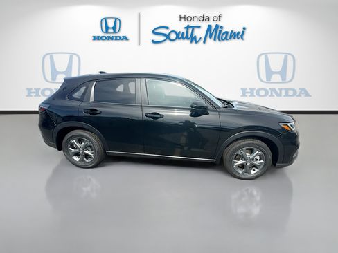 New 2027 Honda HR-V LX image 8