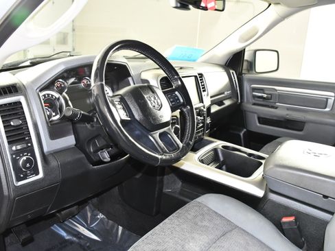 Used 2017 RAM 1500 Big Horn AWD/4WD image 2