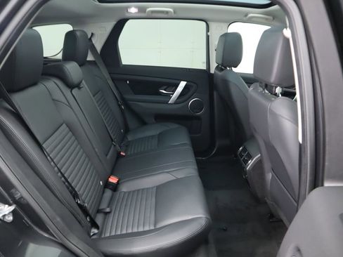 Used 2025 Land Rover Discovery Sport S image 24