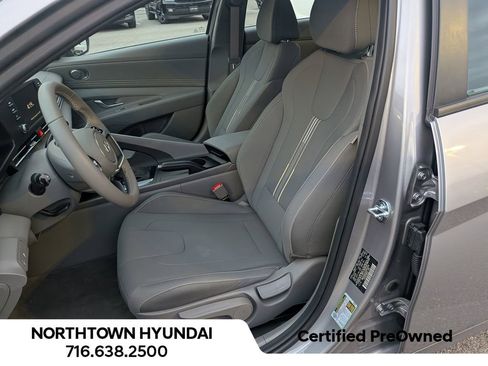 Certified 2025 Hyundai Elantra Sport image 9