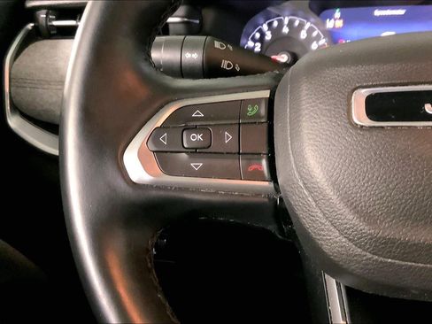 Used 2022 Jeep Compass Latitude AWD/4WD image 19