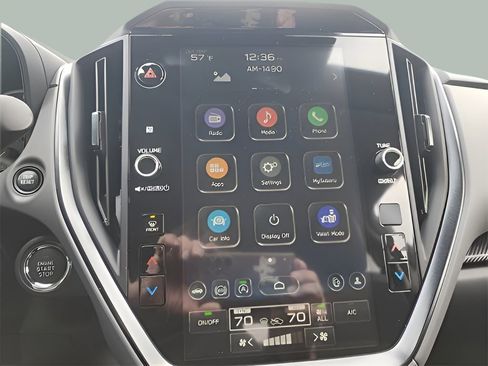 Certified 2025 Subaru Crosstrek 2.5i Limited w/ Crosstrek Mirror Package image 15