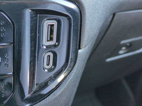 Used 2025 Chevrolet Silverado 2500 High Country w/ Technology Package image 28