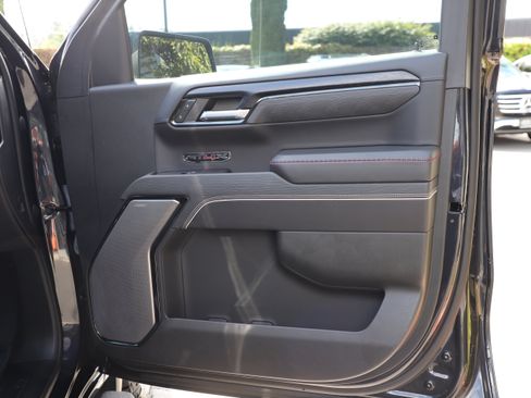 Used 2022 GMC Sierra 1500 AT4X AWD/4WD image 9