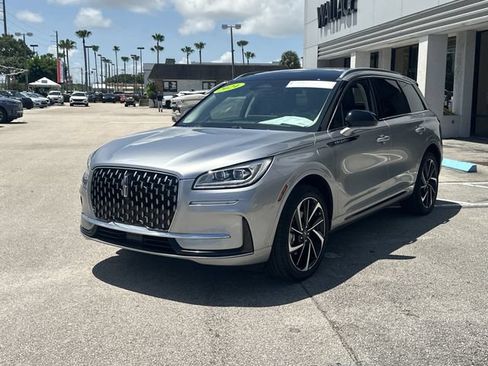 Certified 2024 Lincoln Corsair Grand Touring AWD/4WD image 3
