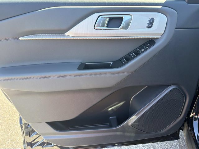 New 2026 Ford Explorer Active w/ Active Comfort Package RWD image 25
