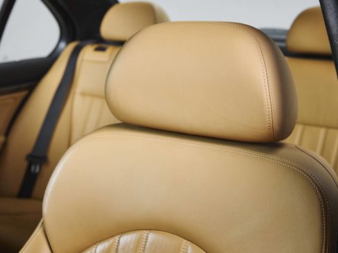 Used 2003 BMW M5 image 40