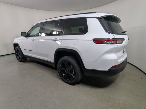 New 2025 Jeep Grand Cherokee L Altitude RWD image 6