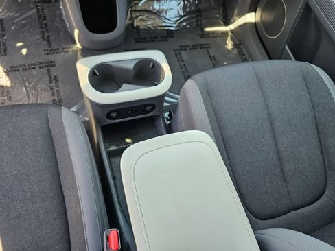 Certified 2024 Hyundai Ioniq 5 SEL RWD image 30