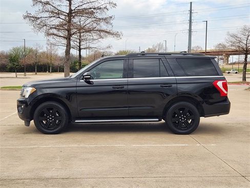 Used 2021 Ford Expedition XLT image 4