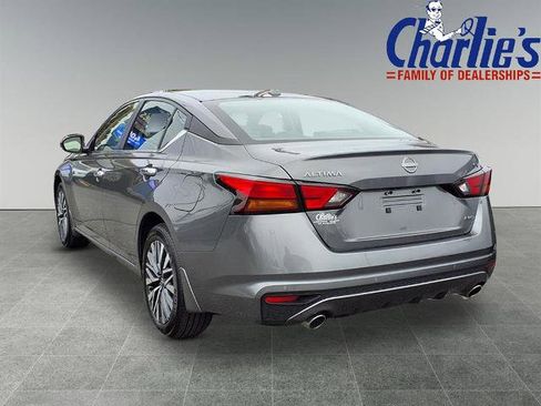 Certified 2024 Nissan Altima 2.5 SV w/ SV Premium Package image 5