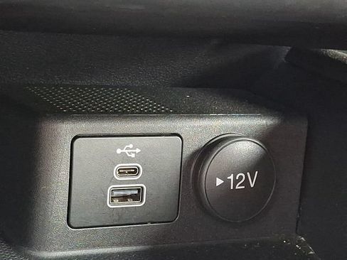 Used 2025 Ford Escape ST-Line AWD/4WD image 24