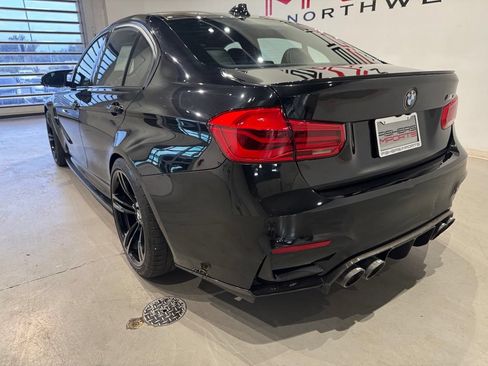 Used 2018 BMW M3 RWD image 5