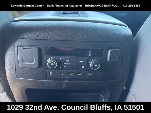 Used 2018 Chevrolet Tahoe LT w/ LT Signature Package AWD/4WD image 15