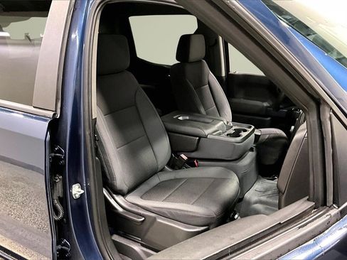 Used 2020 Chevrolet Silverado 1500 Custom Trail Boss w/ Custom Convenience Package image 28