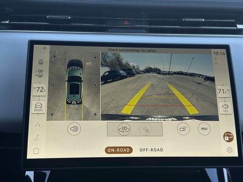 Used 2025 Land Rover Range Rover Sport SE image 13