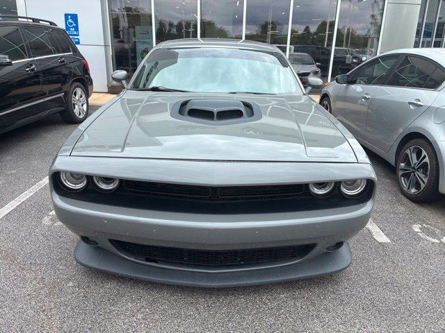 Used 2019 Dodge Challenger R/T Scat Pack w/ Shaker Package RWD image 11