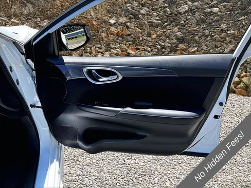 Used 2017 Nissan Sentra SR w/ SR Midnight Edition FWD image 20