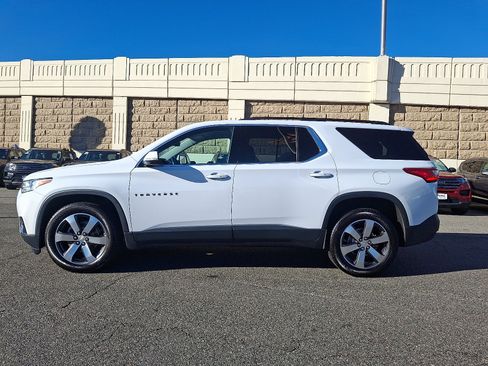 Used 2020 Chevrolet Traverse LT w/ LT Premium Package image 7