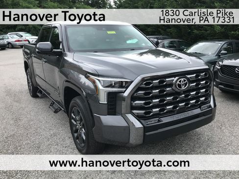 Used 2023 Toyota Tundra Platinum AWD/4WD image 1