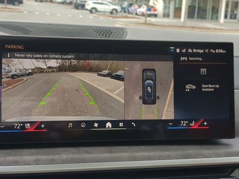 Used 2025 BMW X7 xDrive40i w/ Premium Package image 21