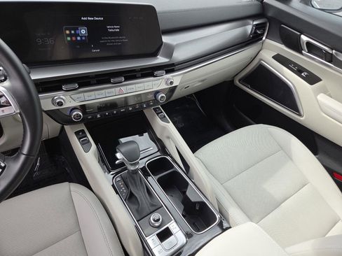 Used 2025 Kia Telluride S FWD image 26
