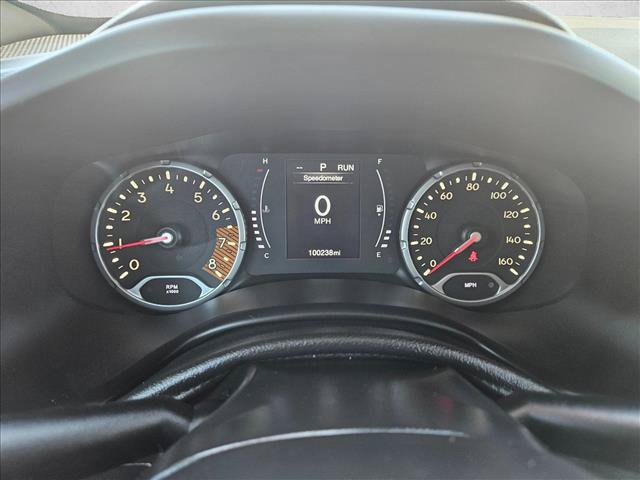 Used 2020 Jeep Renegade Latitude w/ Popular Equipment Group FWD image 11