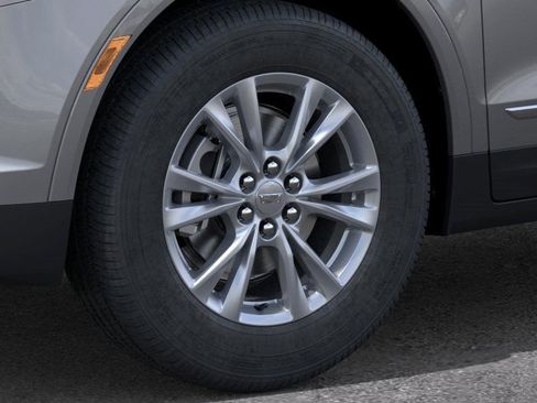 New 2026 Cadillac XT5 Luxury image 9