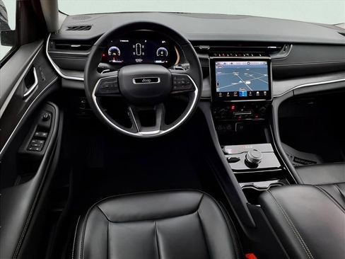 Used 2023 Jeep Grand Cherokee L Limited image 11