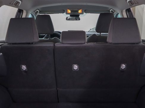 Used 2021 Toyota RAV4 LE image 28