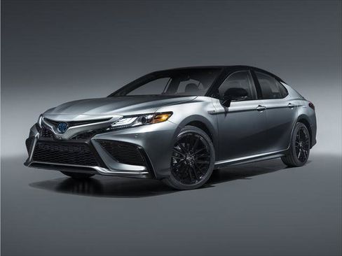 Certified 2024 Toyota Camry SE FWD image 1