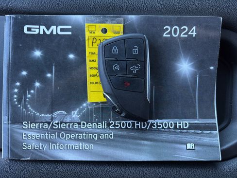 Used 2024 GMC Sierra 3500 SLE w/ SLE Convenience Package image 19