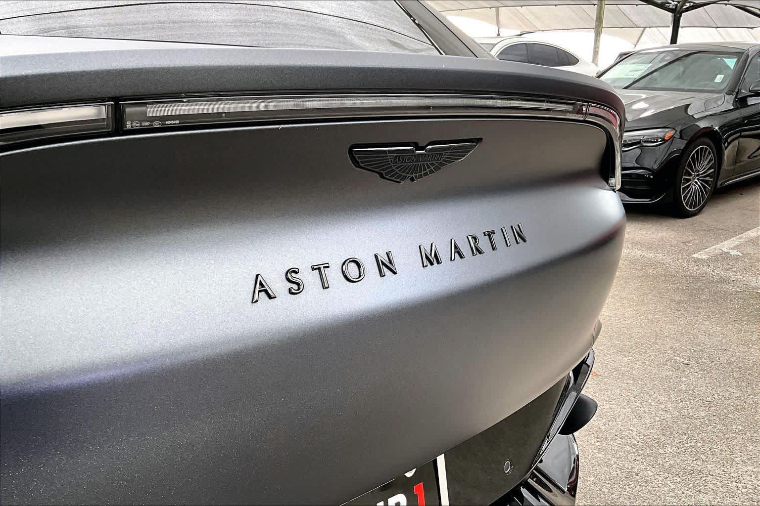 Used 2022 Aston Martin DBX AWD/4WD image 31