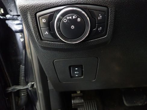 Used 2015 Ford F150 XLT w/ Equipment Group 302A Luxury image 22