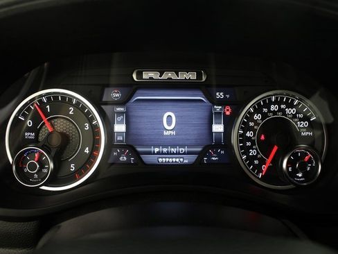 Used 2024 RAM 2500 Laramie image 12