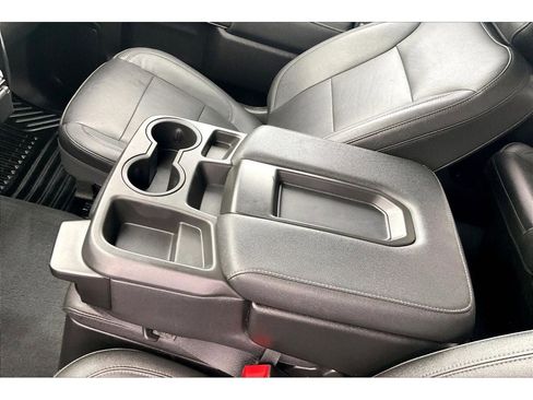 Used 2022 Chevrolet Silverado 2500 LTZ w/ Gooseneck/5TH Wheel Package image 19