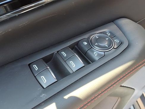 New 2026 GMC Yukon AT4 Ultimate AWD/4WD image 21