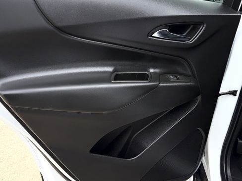 Used 2023 Chevrolet Equinox LT image 15