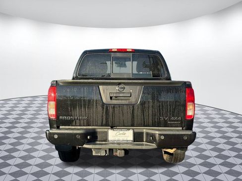 Used 2020 Nissan Frontier SV w/ Midnight Edition Floor Mats image 6