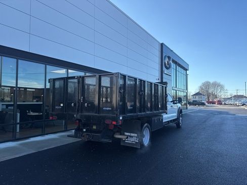 Used 2023 Ford F550 4x4 Crew Cab Super Duty image 3