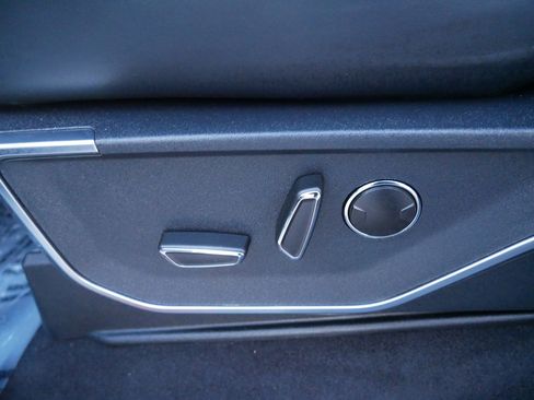 Used 2023 Ford F150 Raptor w/ Raptor Carbon Fiber Package image 19