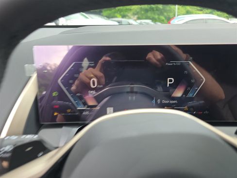 Used 2025 BMW X3 xDrive30i w/ Premium Package image 36